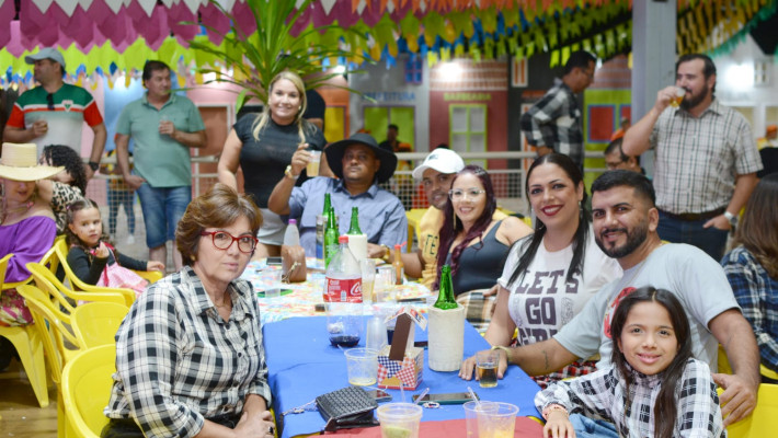 ARRAIÁ DA AABB JATAÍ FOI UM SUCESSO!