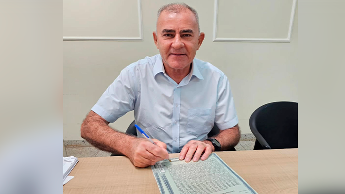 Prefeitura de Jataí formaliza doação de área à AABB